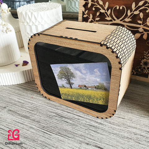 Tri-Lock Money Box